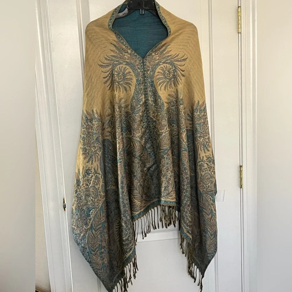 Elegant Tan and Blue Paisley lightweight Shawl one size